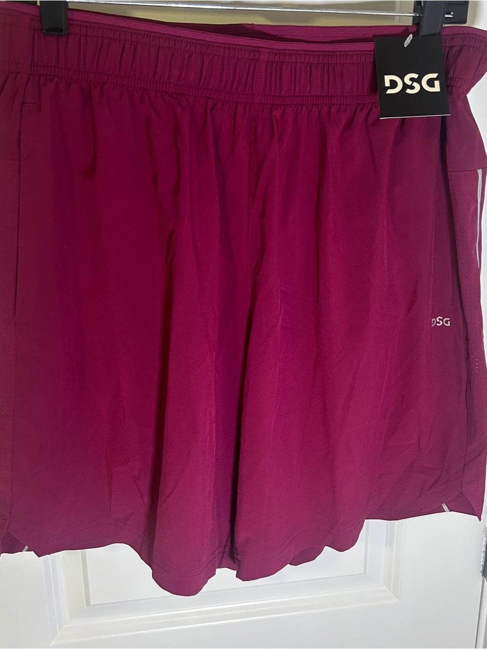 DSG Men’s Raspberry Sherbet 7” Stride Brief LinedShorts Sz L NWT - Picture 3 of 11